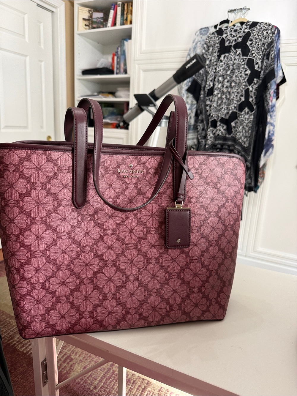Stunning Kate Spade tote NWOT - Picture 4 of 7
